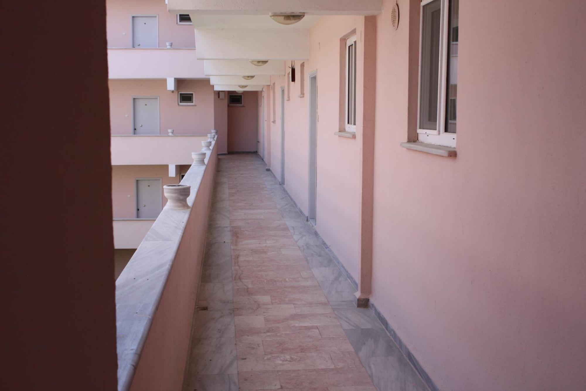 Orcin Apart Hotel Lapseki Exterior photo